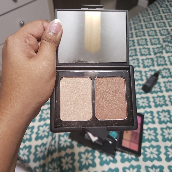 Makeup Bundle - Picture 5 of 5